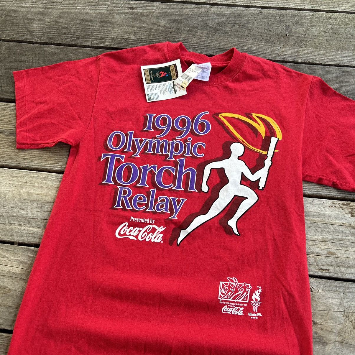 Vintage Vintage DS 1996 Atlanta Olympics Torch Relay Coca-Cola Shirt Size US M / EU 48-50 / 2 - 2 Thumbnail