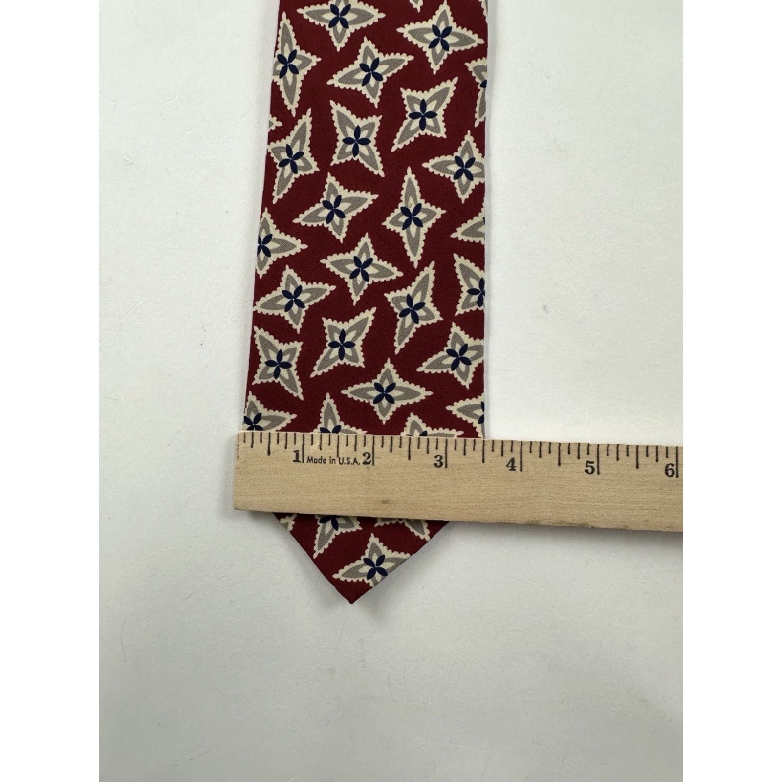 Hugo Boss HUGO BOSS Silk Tie Red Made In Italy Men Adult Tie Silk Red Italy Size ONE SIZE - 5 Thumbnail