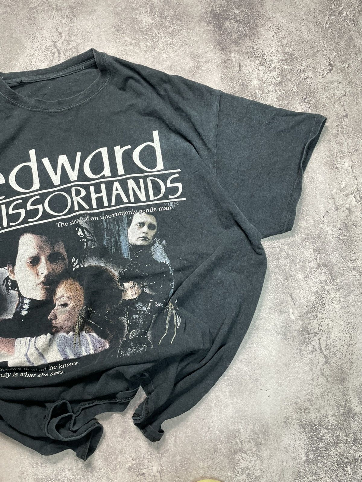 Other VTG 90s EDWARD SCISSORHANDS MOVIE RARE ARCHIVE SS TEE Size US XXL / EU 58 / 5 - 3 Thumbnail