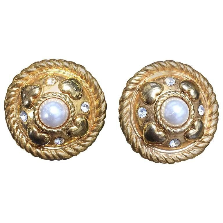 Vintage ESCADA extra large round golden earrings with heart