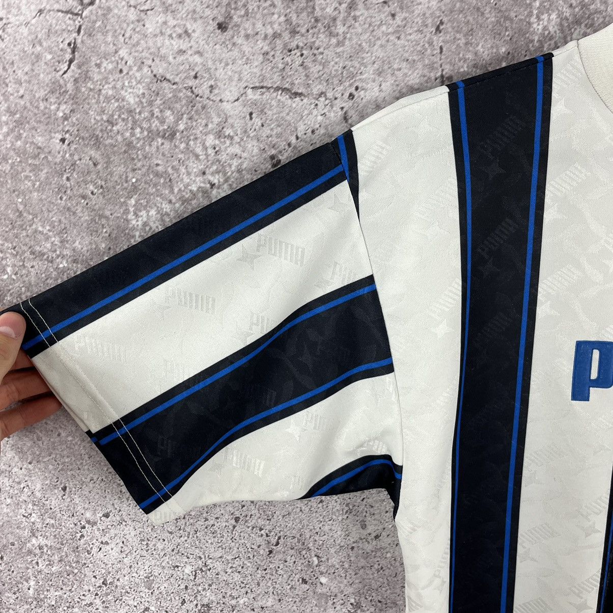 Puma Puma Vintage Soccer Street Jersey Centre Logo Size Small S Size US S / EU 44-46 / 1 - 4 Thumbnail
