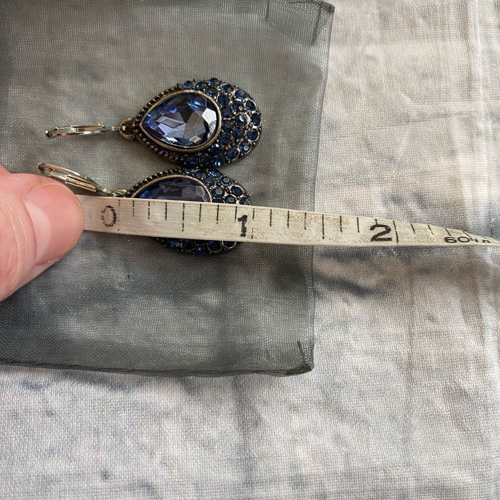 Other Tear drop earrings w/blue rhinestones and lever back closure Size ONE SIZE - 5 Thumbnail