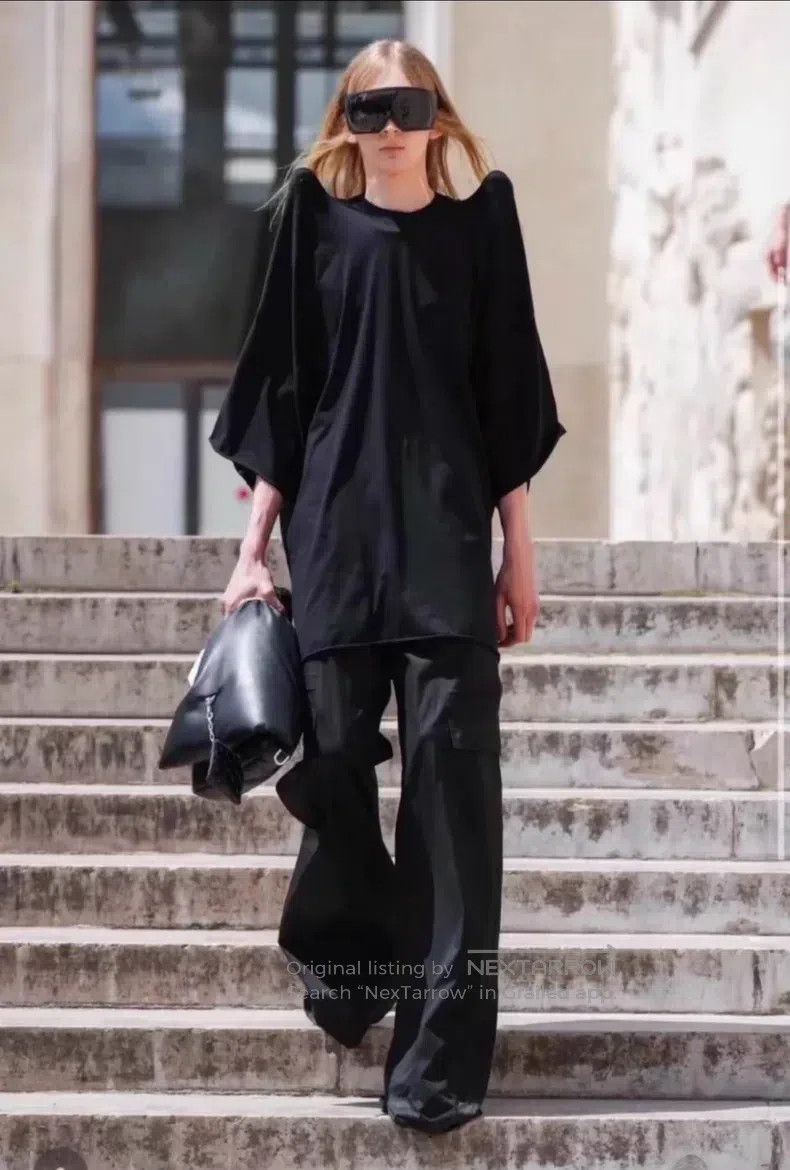 Rick Owens Rick Owens 23 SS main line show devil shoulder pad silhoue Size US S / EU 44-46 / 1 - 7 Thumbnail