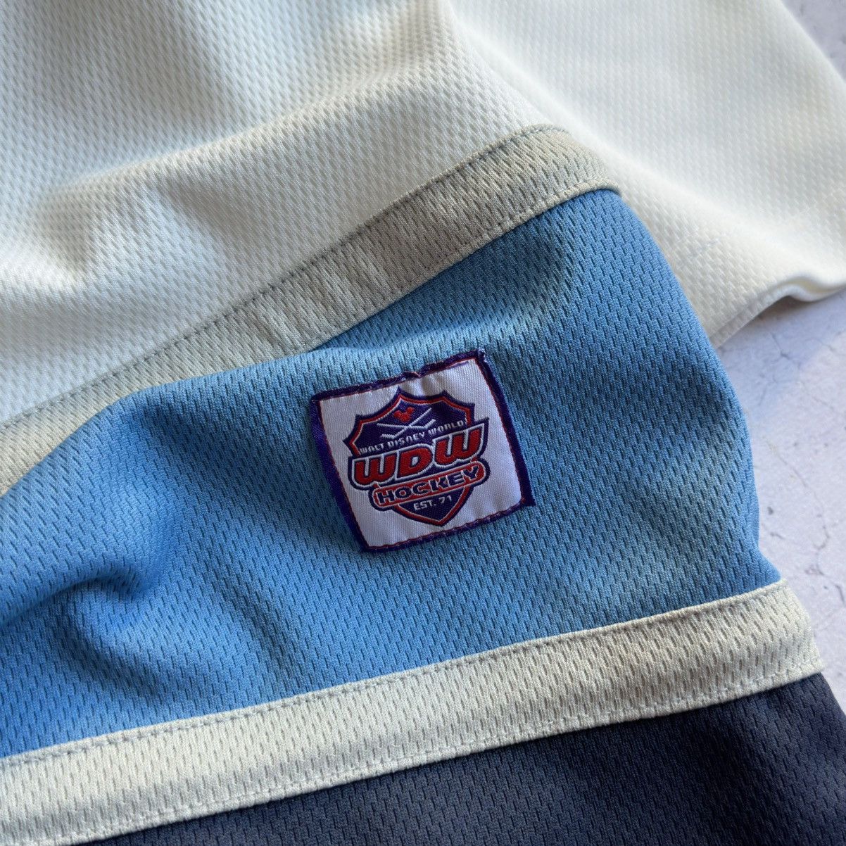 Disney Vintage Disney Grumpy Miners #37 Hockey Jersey Size US M / EU 48-50 / 2 - 10 Thumbnail