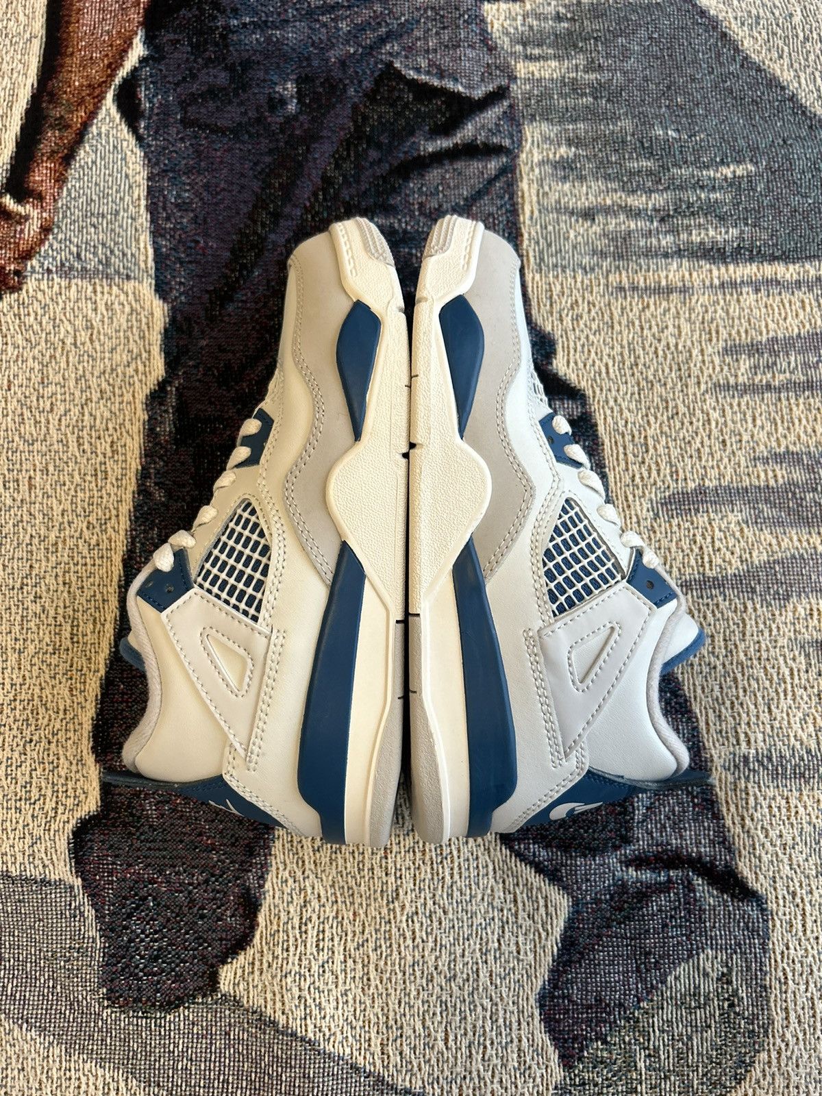 Nike Jordan 4 Military Blue SIZE 1Y Size US 5 / EU 37 - 4 Thumbnail