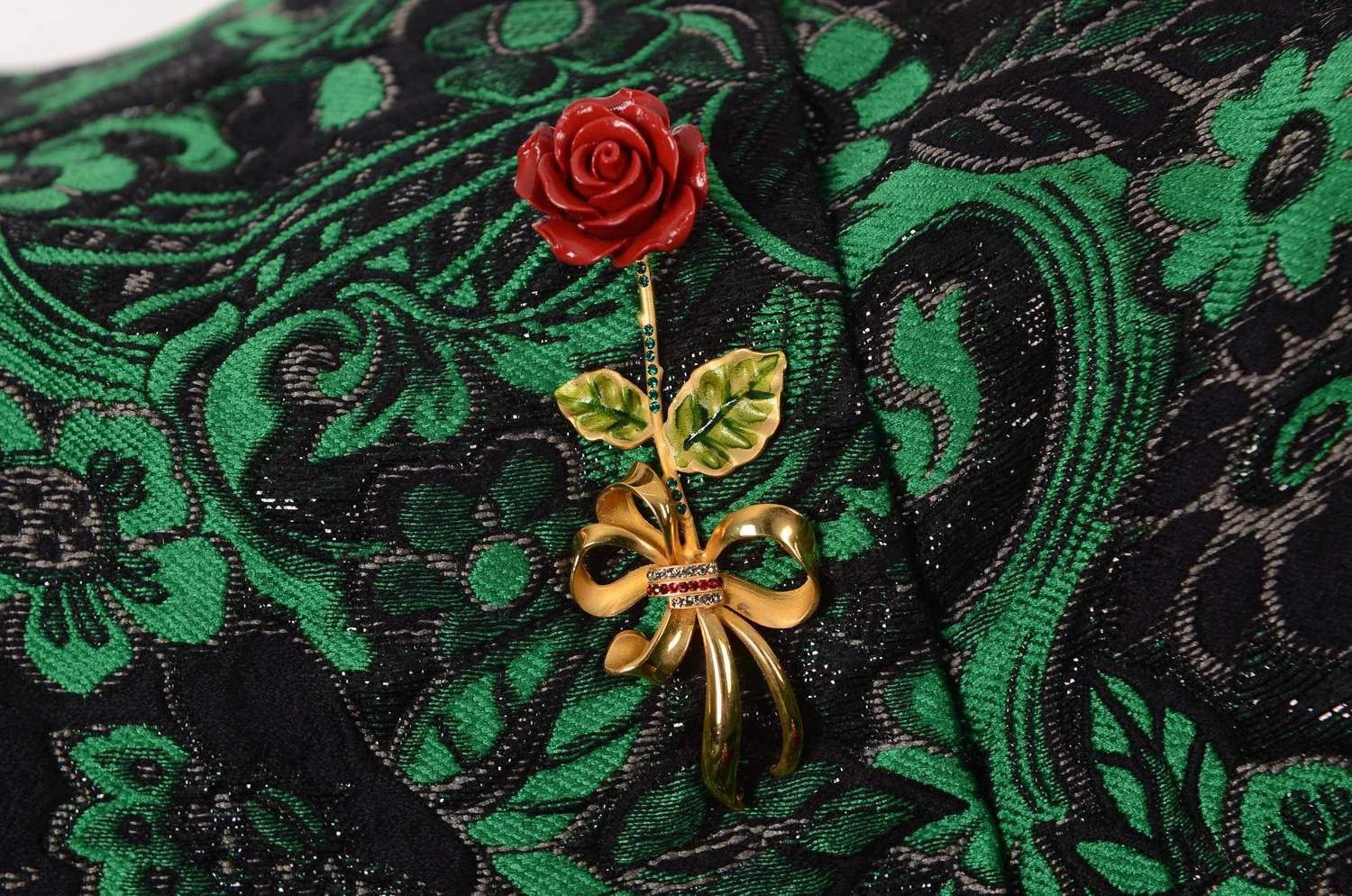 Dolce & Gabbana Dolce & Gabbana women's midi skirt Size 28" / US 6 / IT 42 - 2 Thumbnail