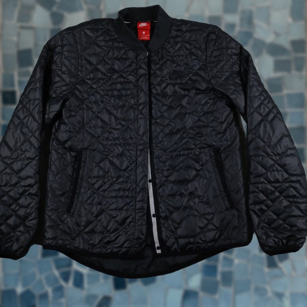 Nike Nike Jacket Womens Small Black Quilted Snap Button Pockets Modern Size S / US 4 / IT 40 - 1 Thumbnail