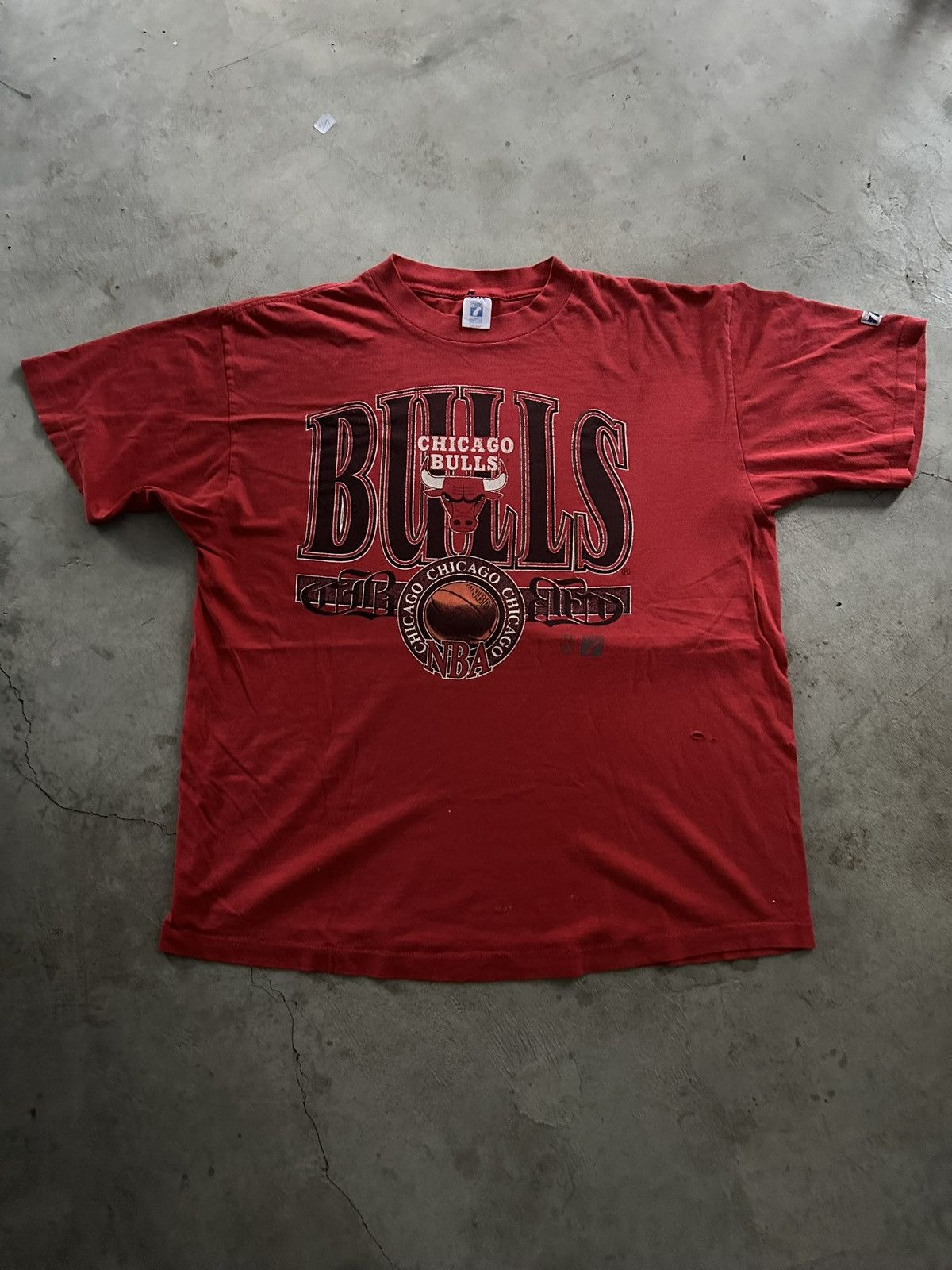 American Apparel × NBA × Vintage Bulk Deal (5pcs) Chicago Bulls Vintage Tshirts Size US XL / EU 56 / 4 - 10 Thumbnail
