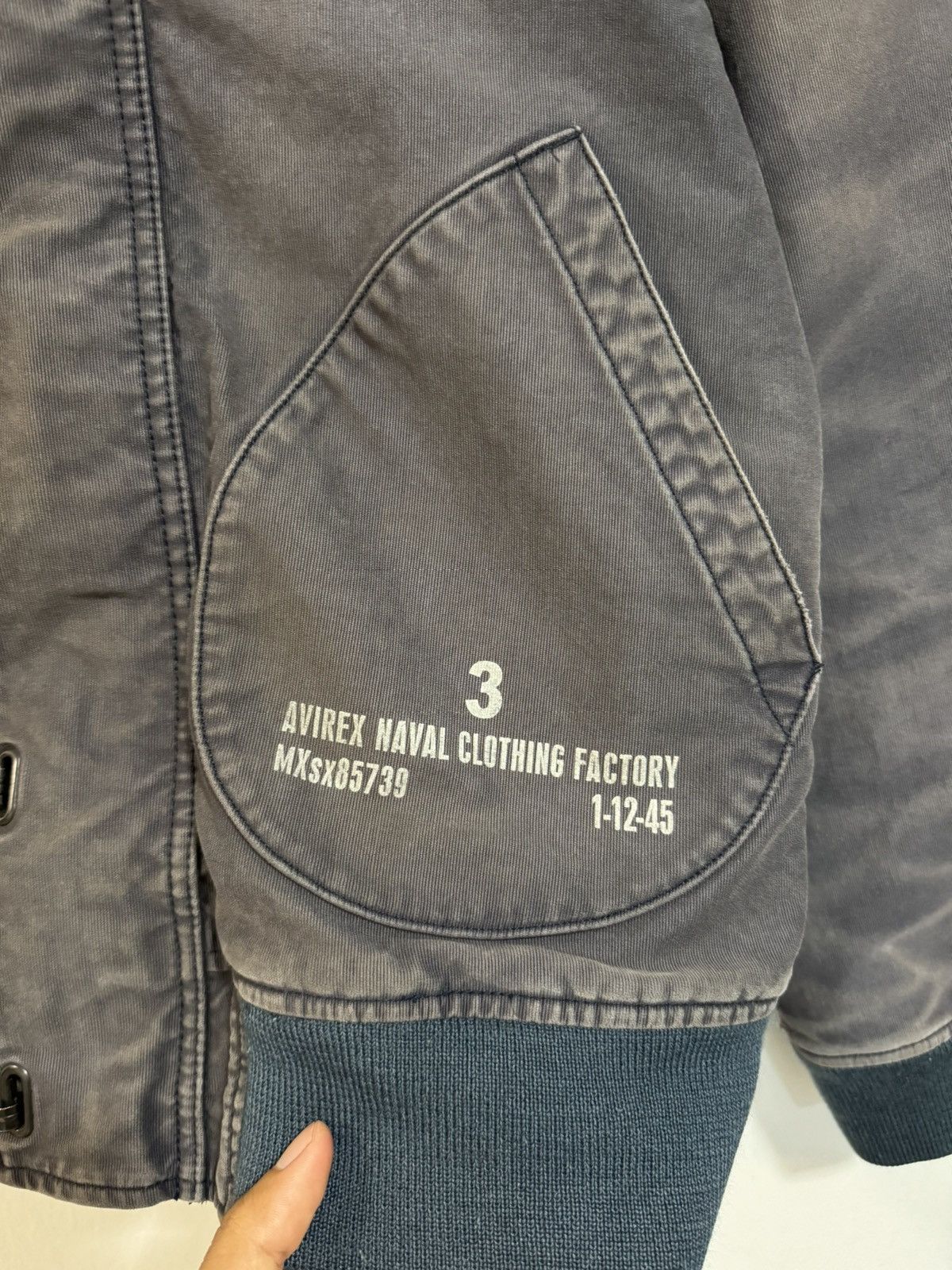 Avirex × Vintage Vintage Avirex U.S Navy Faded Grey Jacket Size US M / EU 48-50 / 2 - 4 Thumbnail