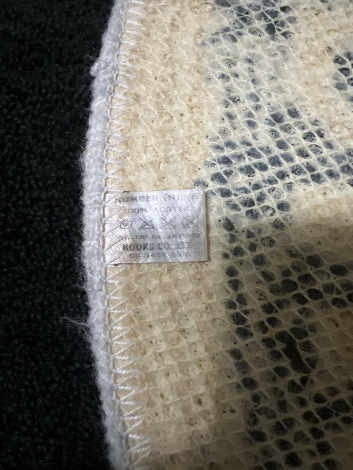 Number (N)ine AW01 - "School of Visual Comedy" Rug Size ONE SIZE - 5 Thumbnail