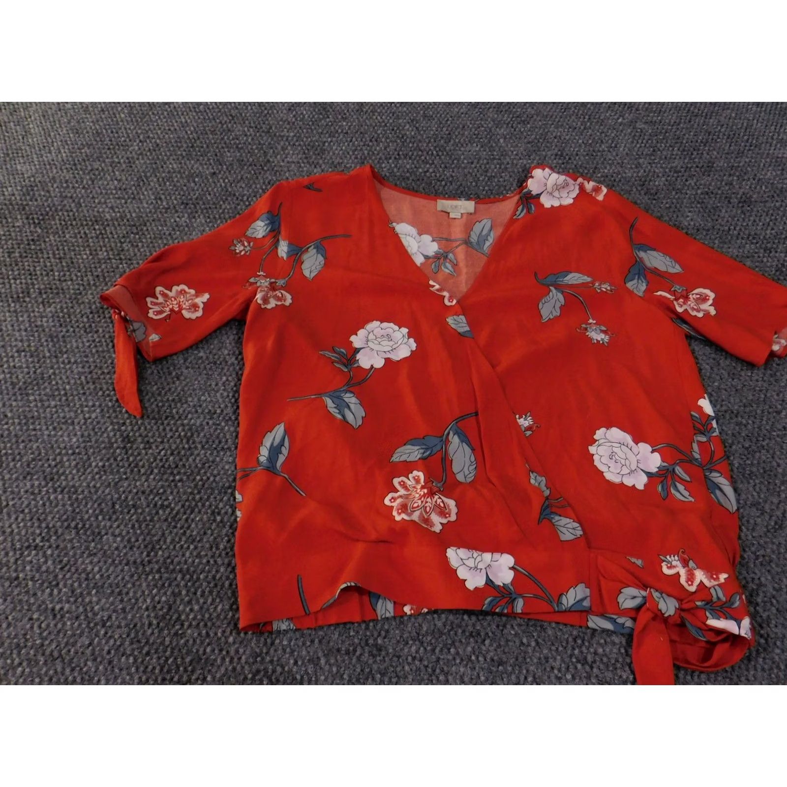 Loft LOFT Outlet Blouse Womens Small Red Floral Wrap V-Neck Tie Sleeve Lightweight Top Size S / US 4 / IT 40 - 3 Thumbnail