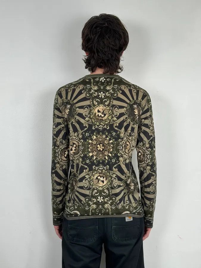 Dolce & Gabbana 2010s Dolce & Gabbana Green Fantasy World Henley Longsleeve Size US M / EU 48-50 / 2 - 3 Thumbnail