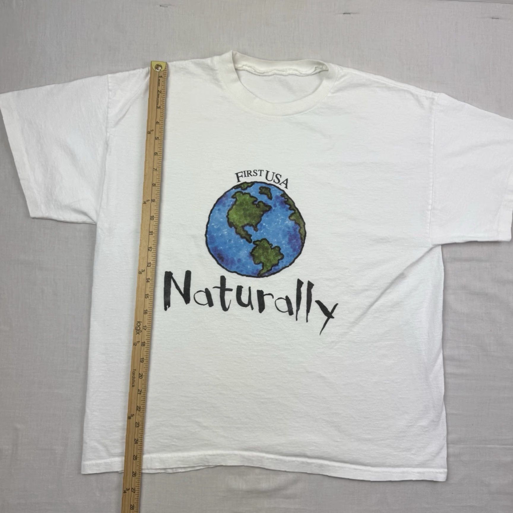 Vintage VINTAGE Unbranded T-Shirt Globe Earth World 90s Nature Mens Adult Medium White Size US M / EU 48-50 / 2 - 5 Thumbnail