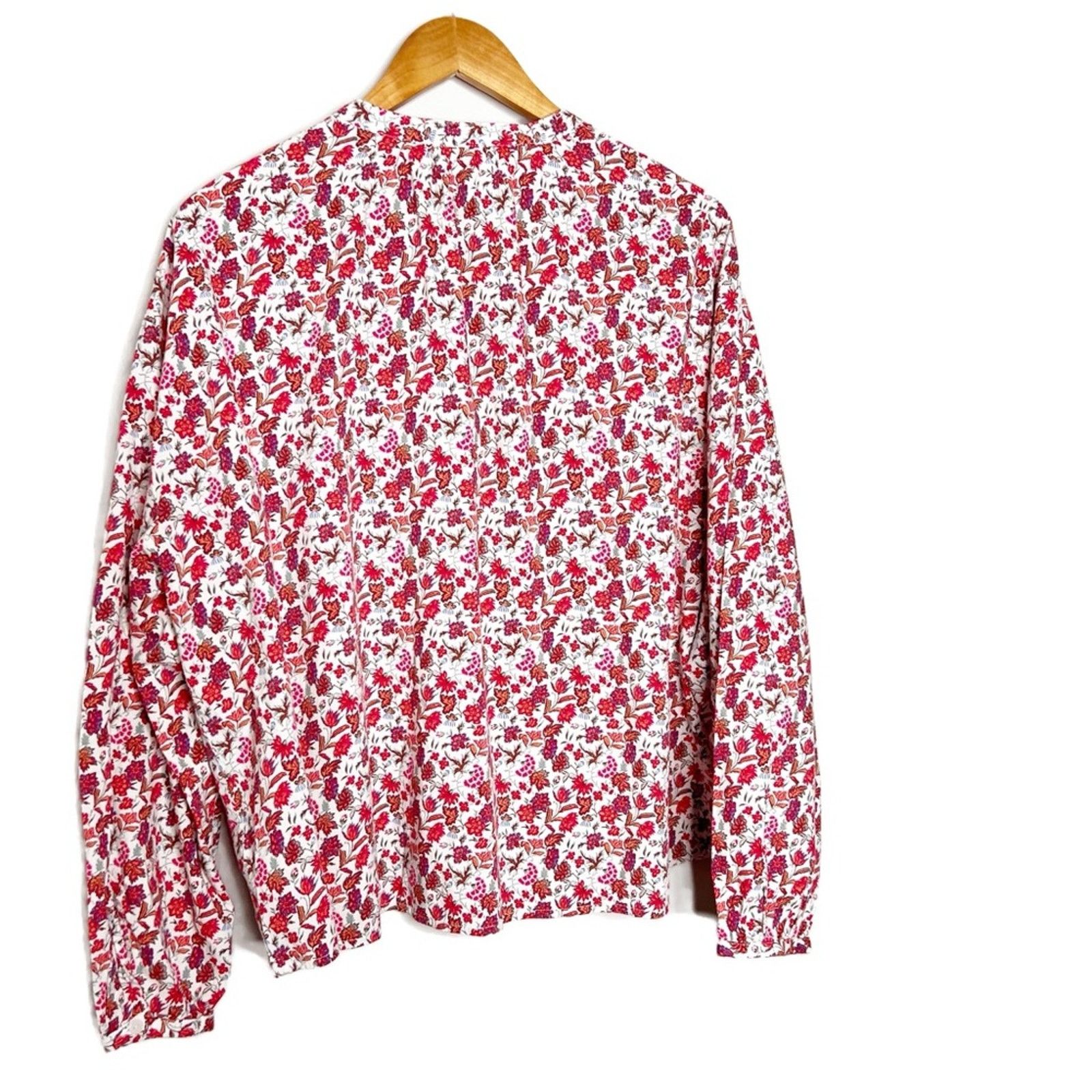 Target Basics Universal Thread Women’s Floral Red Flare Blouse Size M / US 6-8 / IT 42-44 - 8 Thumbnail