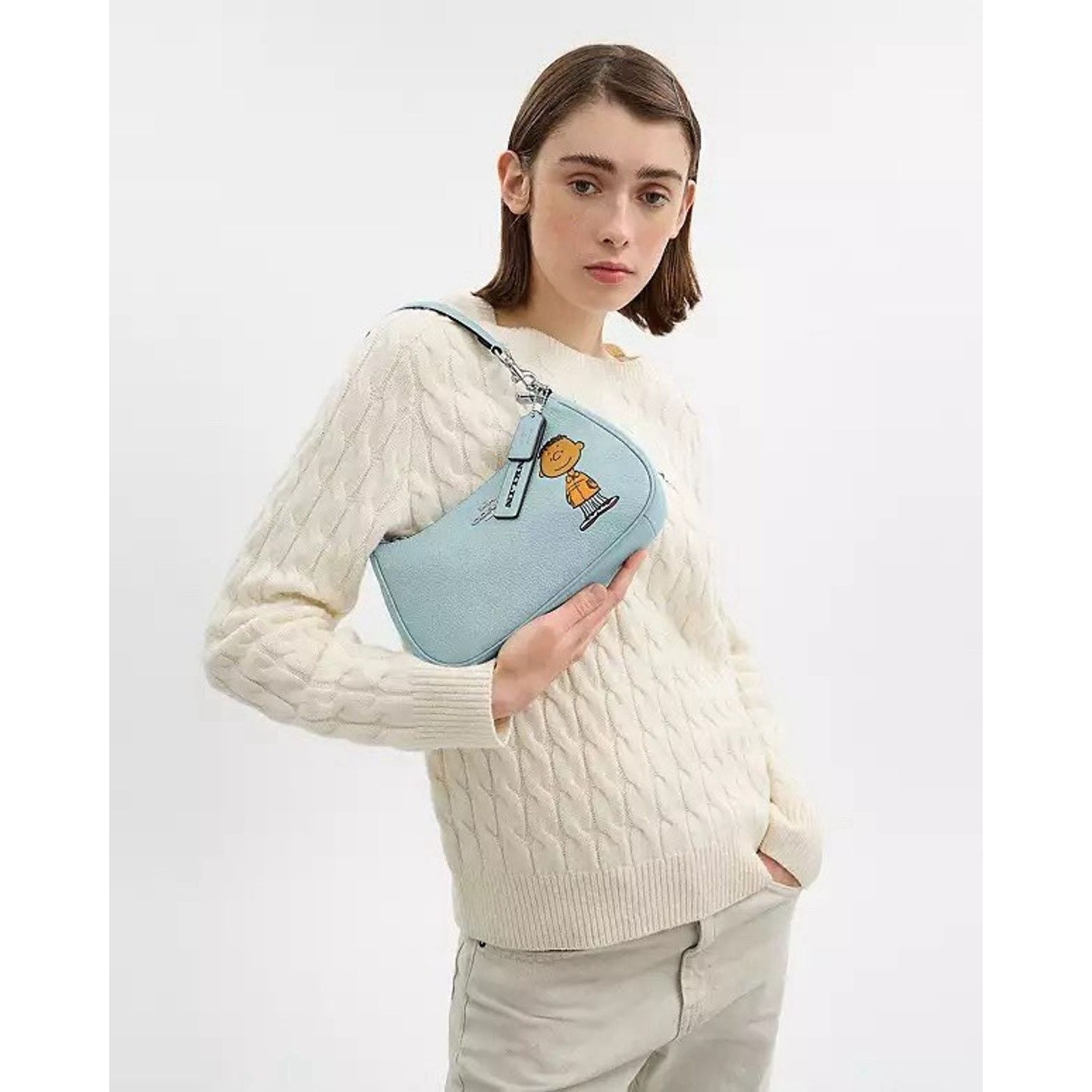 Coach NWT Coach X Peanuts Teri Shoulder Franklin CBJ80 Light Blue Size ONE SIZE - 8 Thumbnail
