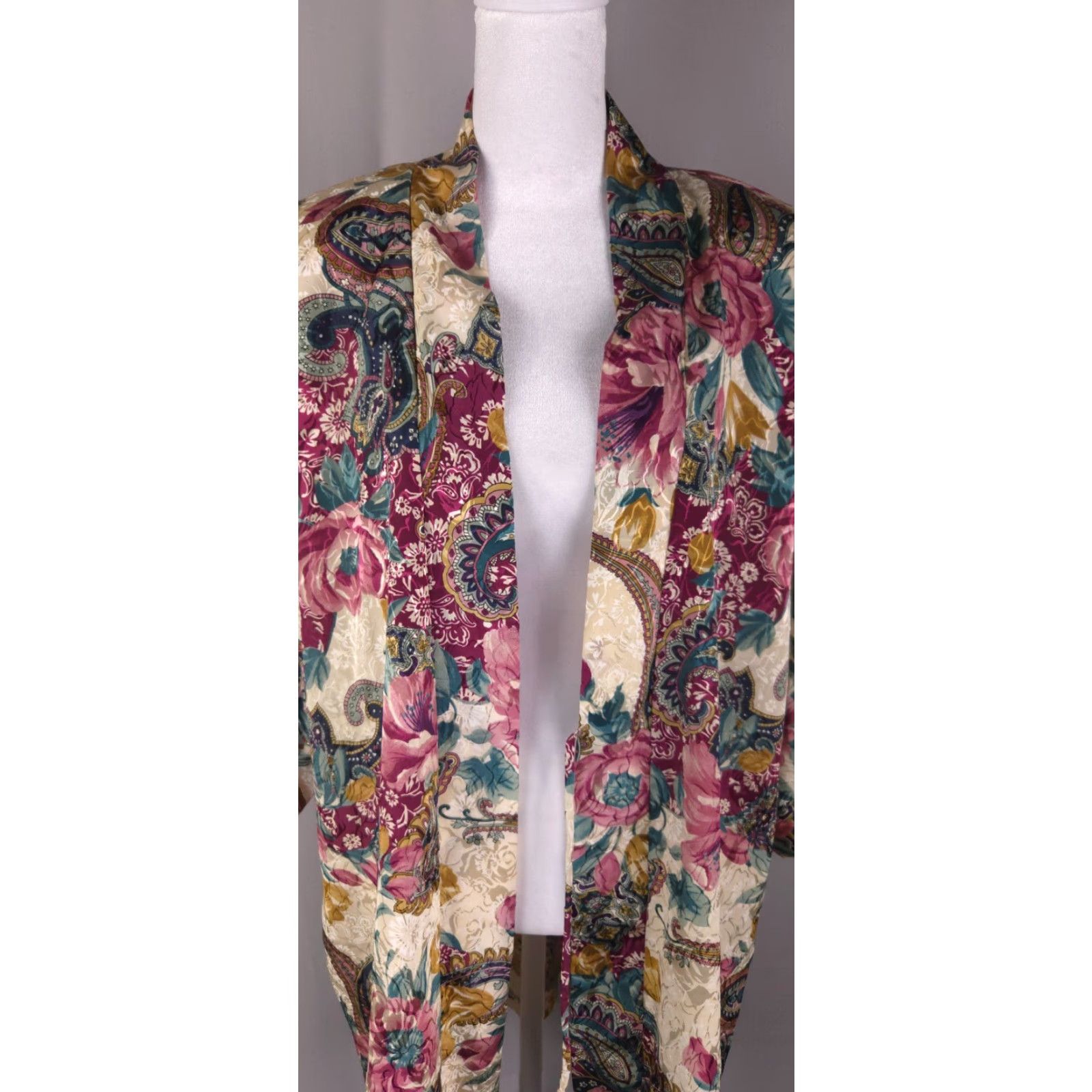 Vintage Womens Robe Medium Floral Paisley Satin Kimono Short Retro Lounge Wear
