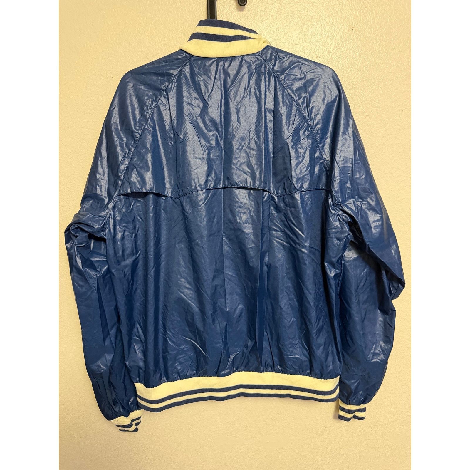 Lacoste Vintage 80s Izod Lacoste Front Pouch Windbreaker Mens M Size US M / EU 48-50 / 2 - 7 Thumbnail