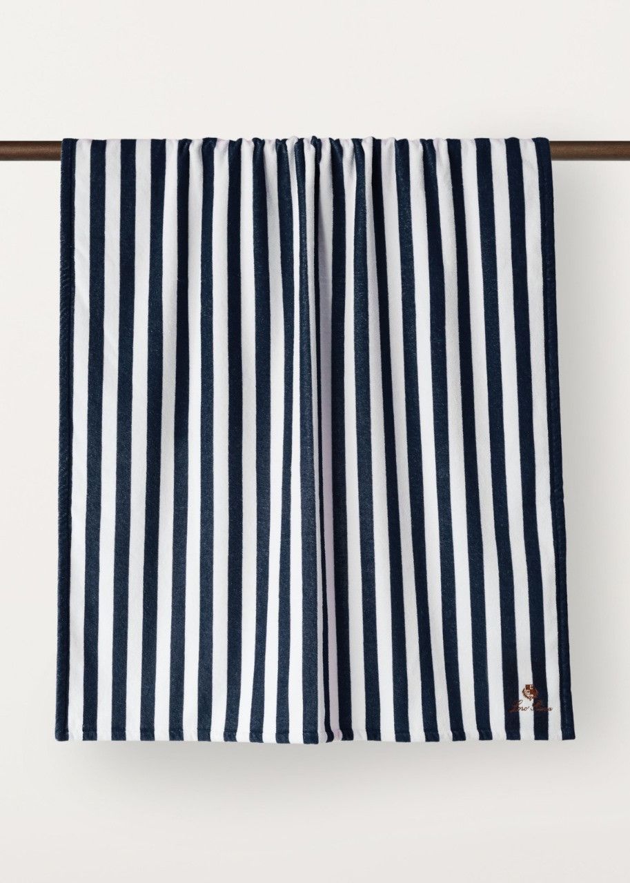 Loro Piana o1srvl11e0624 Size: OS FAL6343 Beach Towels in Blue Size ONE SIZE - 1 Thumbnail