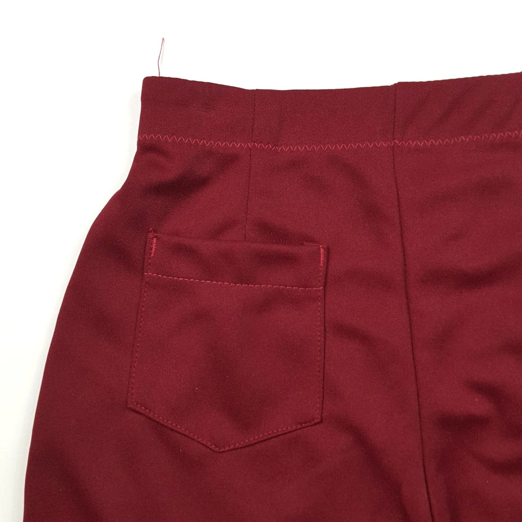 Wilson VINTAGE Wilson Sportswear WOMEN Track Shorts M Maroon 80s Retro 24" Waist Athletic Polyester Red 80s 1985 VTG Tags Included Size 42" / US 20 - 5 Thumbnail
