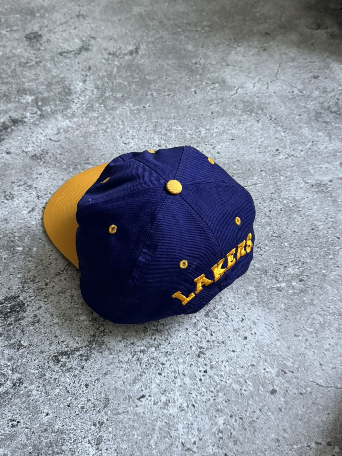 NBA × Vintage Vintage Lakers basketball SnapBack cap Size ONE SIZE - 7 Thumbnail