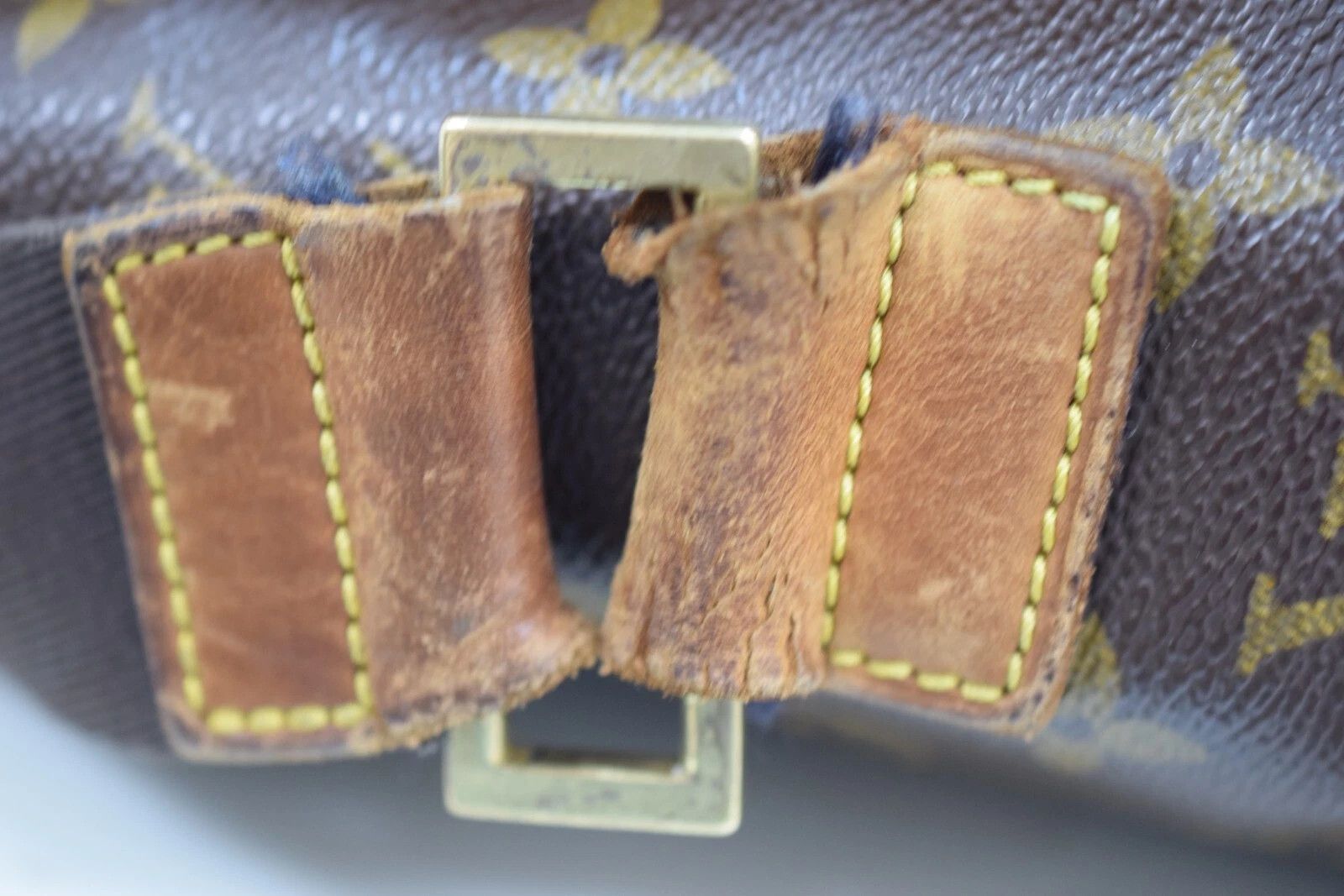 Louis Vuitton Louis Vuitton Abbesses Monogram Canvas Crossbody Bag M45257 Size ONE SIZE - 9 Thumbnail