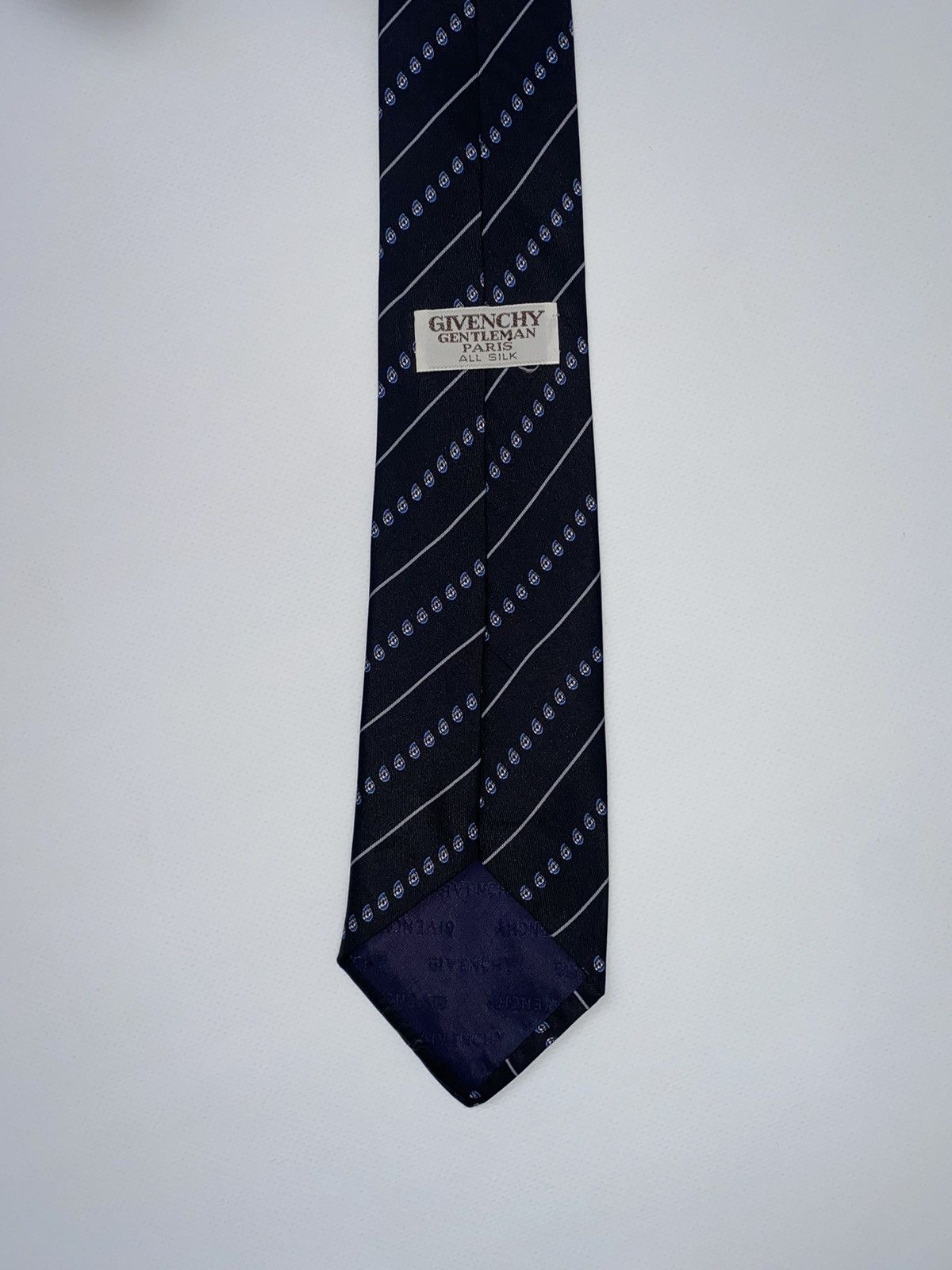 Givenchy 🚨 Givenchy Gentleman Paris vintage tie 100% silk Size ONE SIZE - 3 Thumbnail