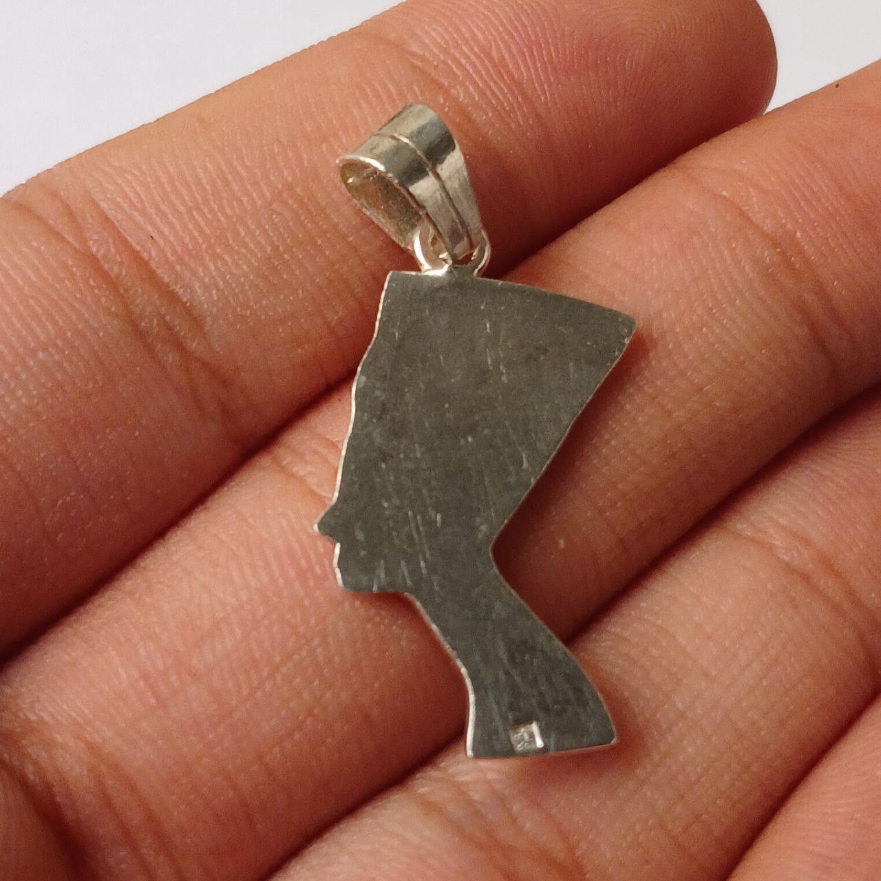 Handmade silver 900 pendant of Queen Nefertiti – handcrafted Egyptian Size ONE SIZE - 3 Thumbnail