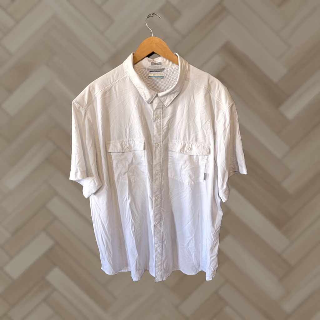 Vintage Columbia Mens White Short Sleeve Button-Up Shirt 2XL Slim? Regular? (Remove ambiguity) Size US XXL / EU 58 / 5 - 1 Thumbnail