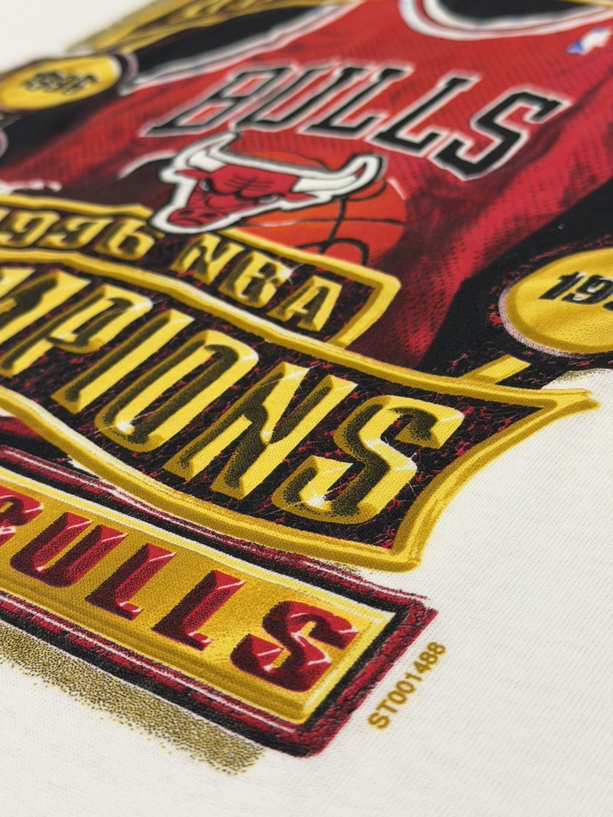 Starter Vintage Deadstock Chicago Bulls 1996 NBA Champs Tshirt XXL Size US XXL / EU 58 / 5 - 7 Thumbnail