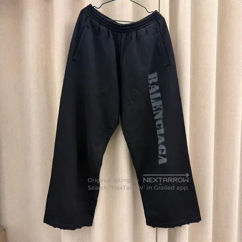 Balenciaga Balenciaga size S Faded Distressed Logo Print Long Pants Size US 27 - 1 Thumbnail