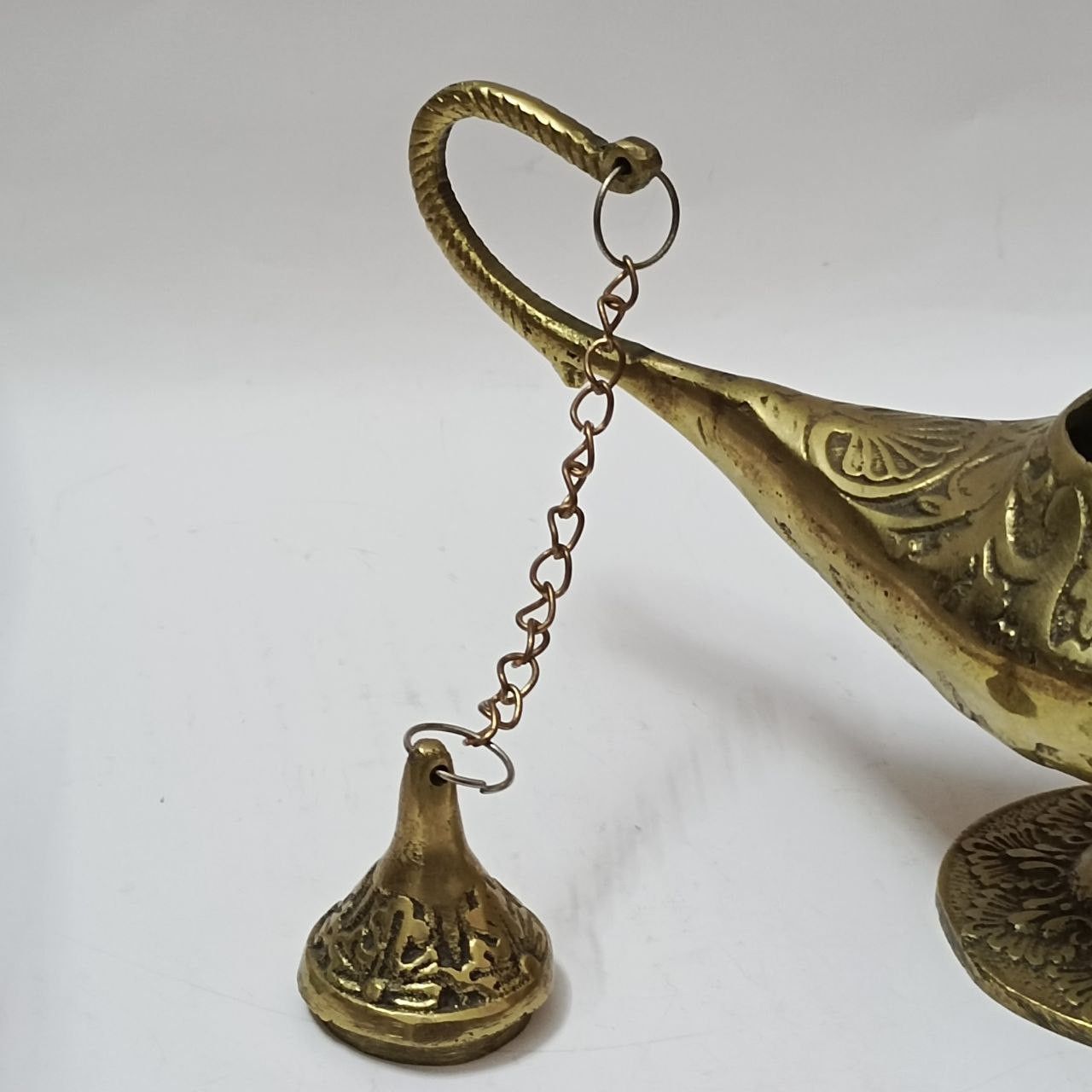 Vintage Vintage Egyptian Aladdin Lamp handmade brass decor, antique Size ONE SIZE - 2 Thumbnail