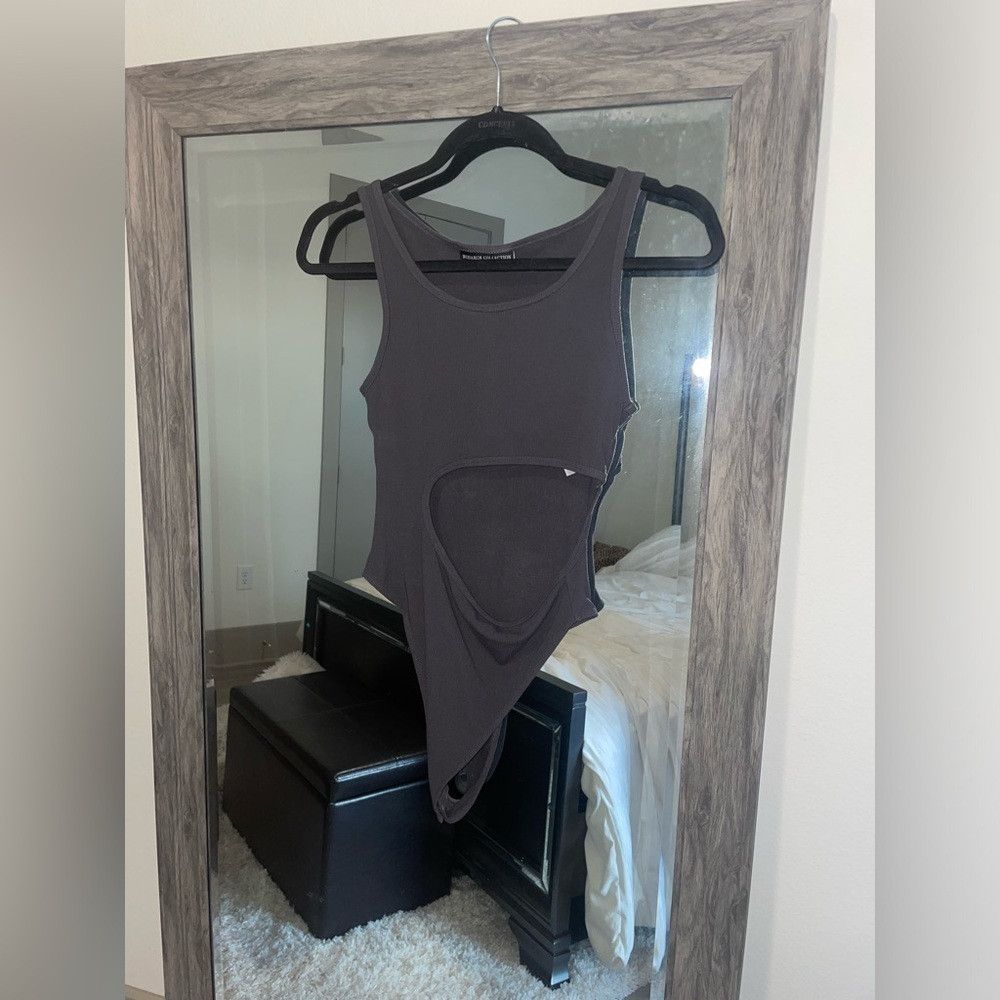 Alphalete Athletics Monarch collection alphalete cutout grey bodysuit Size M / US 6-8 / IT 42-44 - 1 Thumbnail