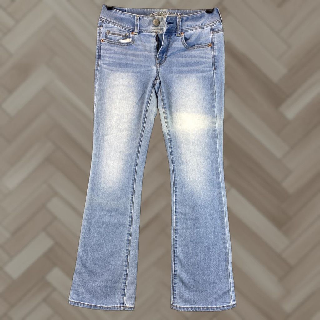Lucky Brand Lucky Brand Jeans Women's 30X28 Slim Fit Distressed Blue Denim 90s Retro Size 30" / US 8 / IT 44 - 1 Thumbnail