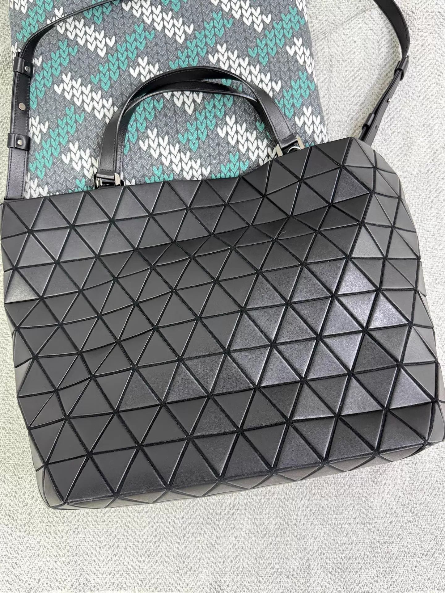 Issey Miyake Issey Miyake Black Matte Geo Quilted Crossbody/Tote bags Size ONE SIZE - 2 Thumbnail