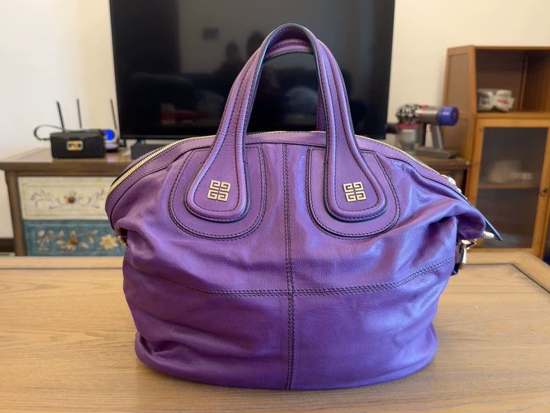 Givenchy Givenchy All-leather purple women's bag, 9.5/10 condition, Size ONE SIZE - 1 Thumbnail