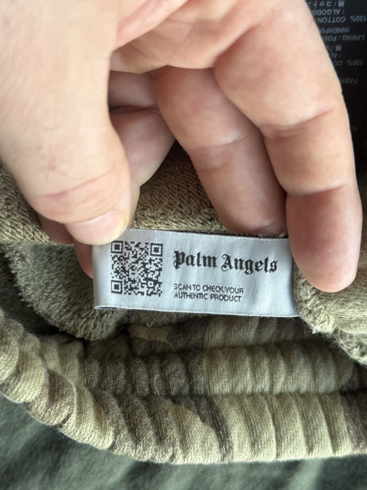 Palm Angels Palm Angels camouflage sweat shorts Size US 34 / EU 50 - 13 Thumbnail