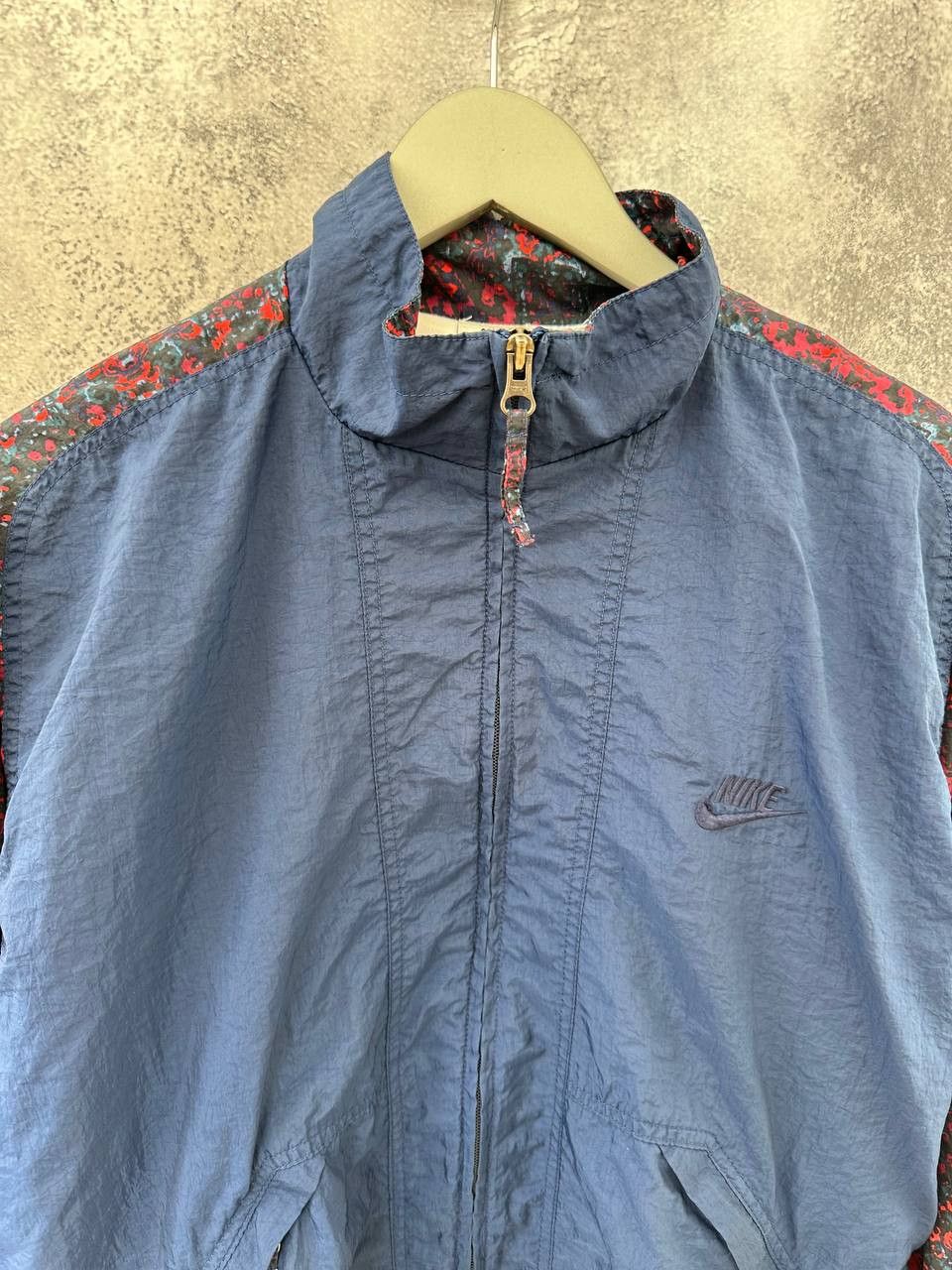 Nike × Vintage Nike Vintage 90s Light Nylon Jacket Windbreaker Retro Size US L / EU 52-54 / 3 - 5 Thumbnail