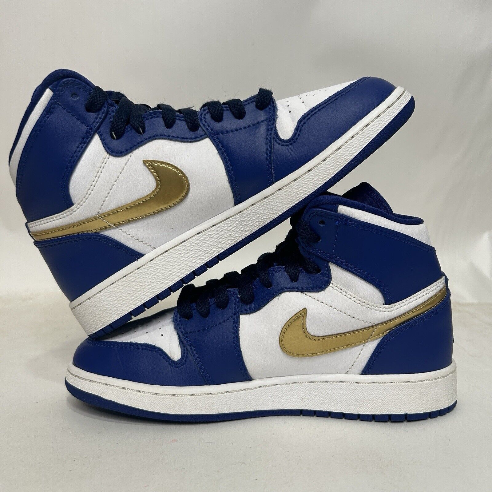 Nike Nike Air Jordan 1 Retro High BG “Deep Royal Blue” 2024 Size US 6.5 / IT 36.5 - 3 Thumbnail