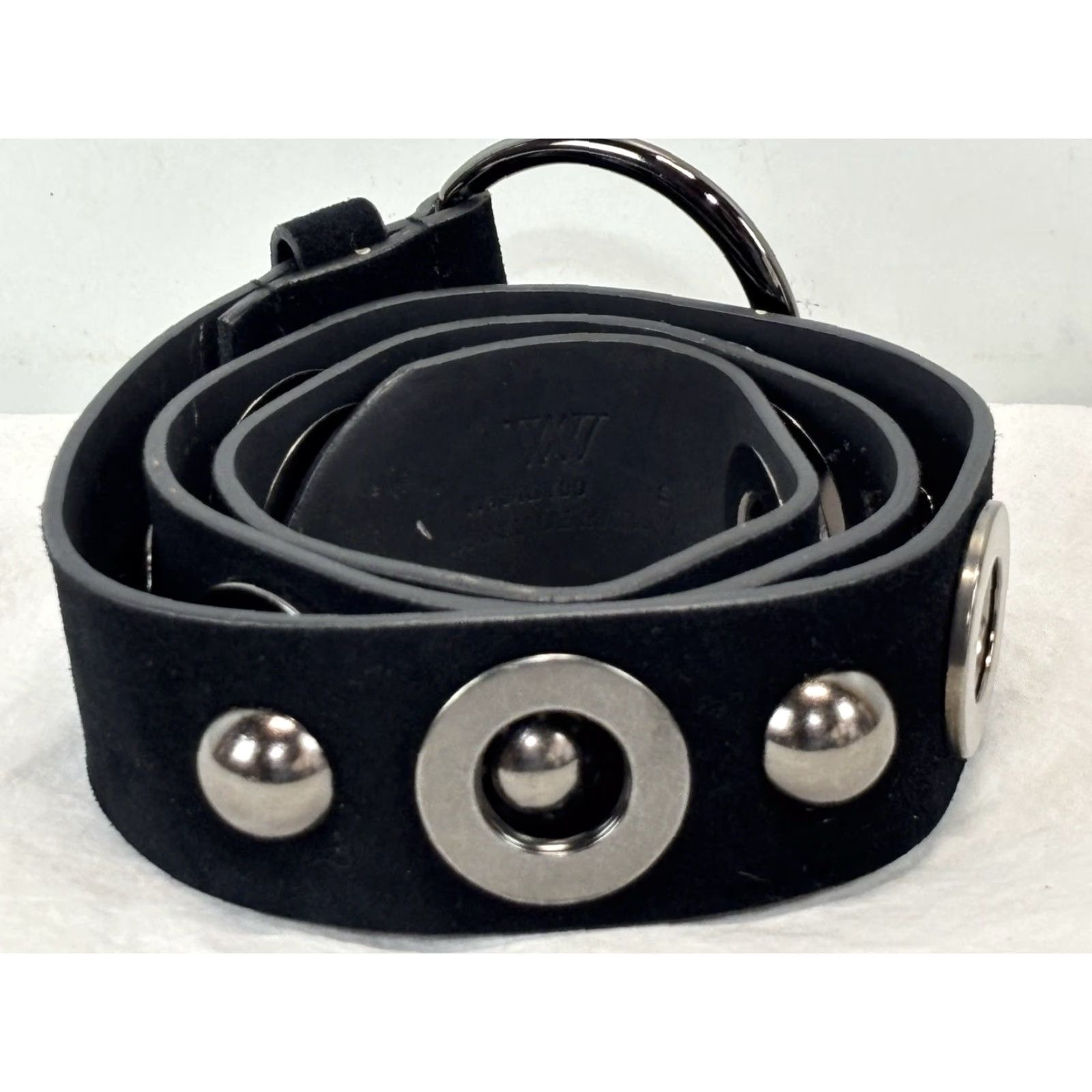 Vintage VINTAGE The W By Worth Collection Leather Belt Women’s S Black Modern Goth Artsy Leather Belt Women’s S Black Modern Goth Artsy Size ONE SIZE - 3 Thumbnail