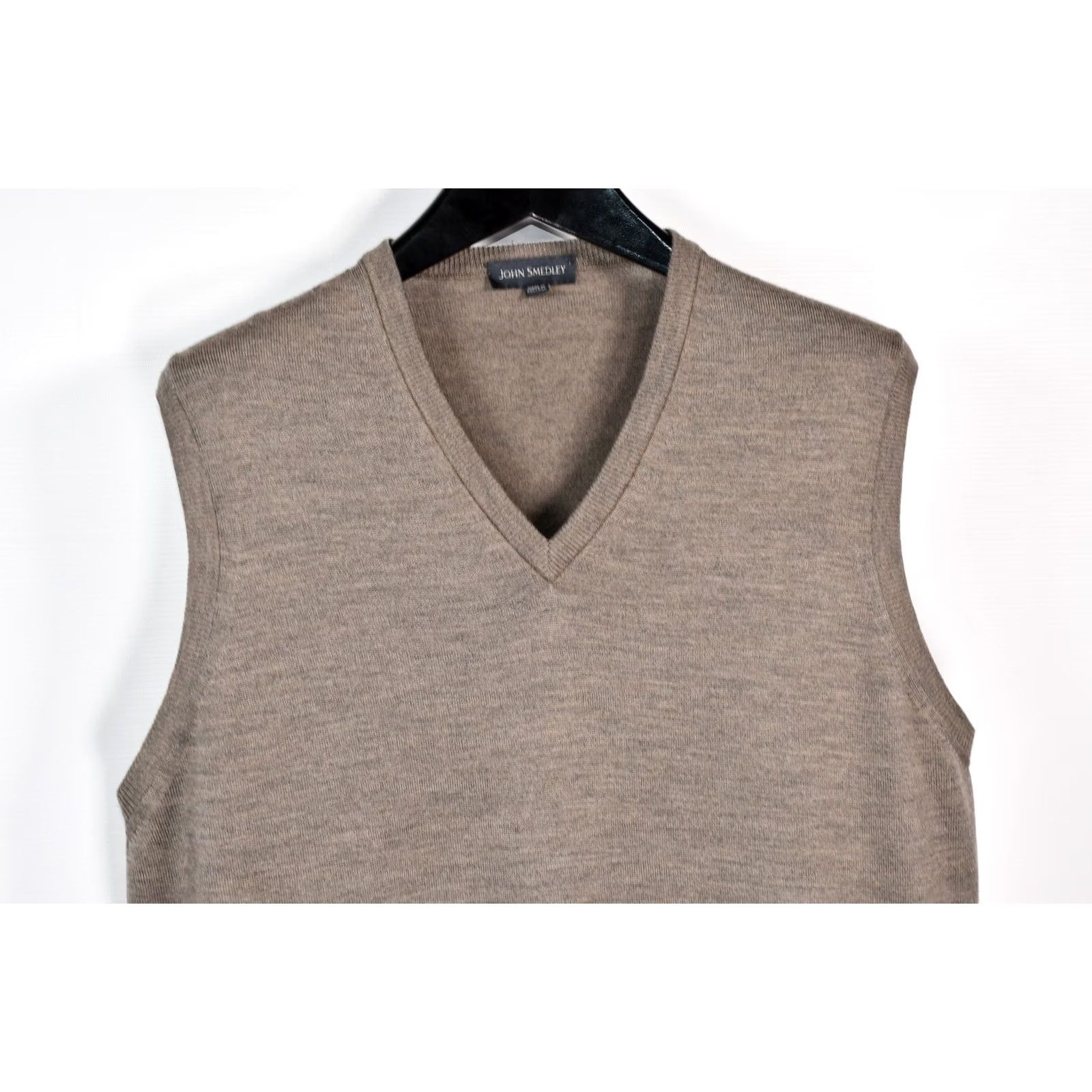 John Smedley John Smedley Merino Wool Vest Sweater L Men Brown V-Neck Jacket Style Shirt Size US L / EU 52-54 / 3 - 2 Thumbnail