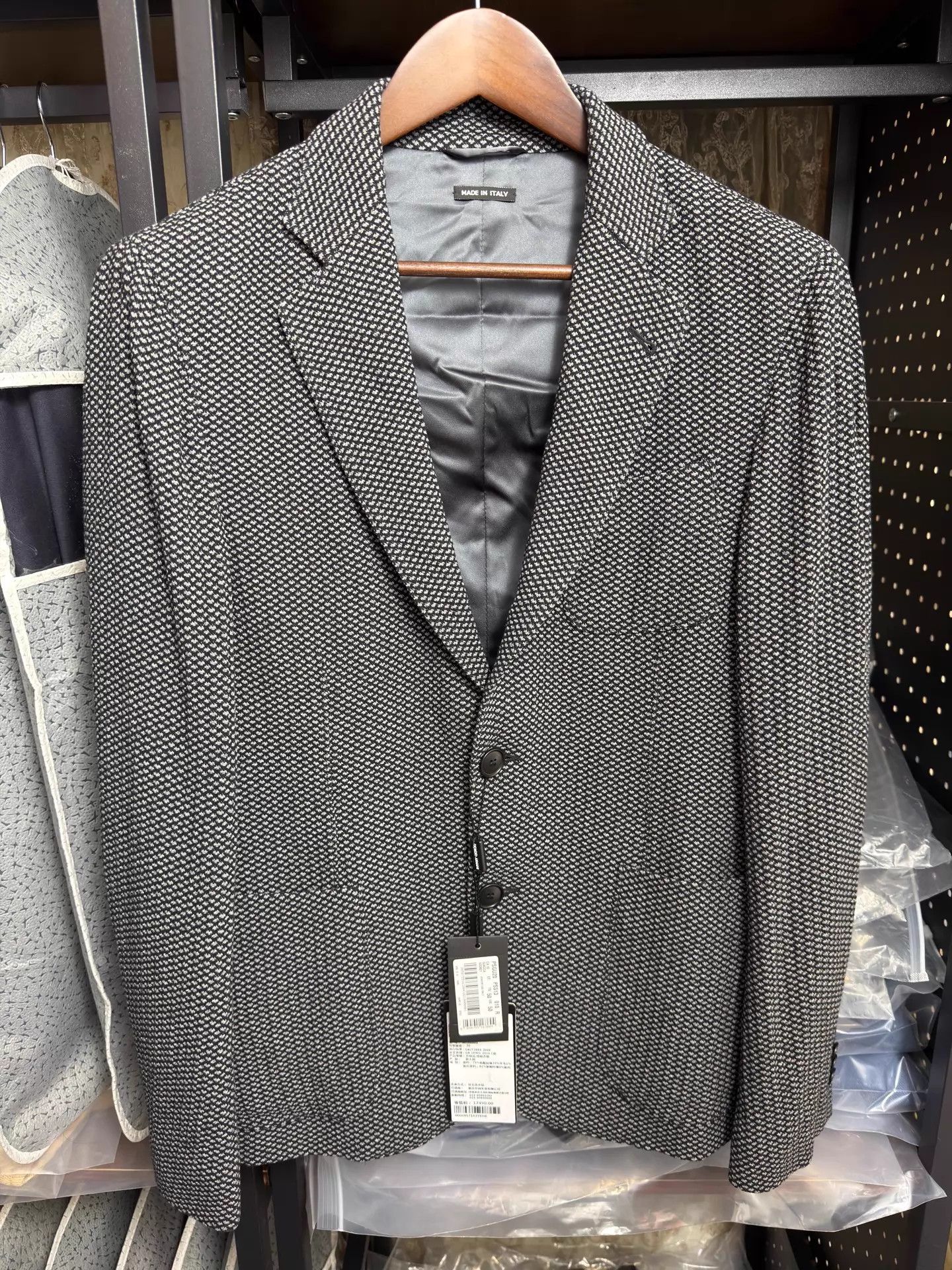 Giorgio Armani Giorgio Armani Suit Jacket 48/50 NWT Size US M / EU 48-50 / 2 - 1 Thumbnail