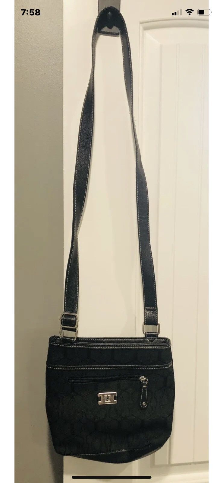 Other Exquisite Black Shoulder Purse. 9 1/2” x 8 3/4” Size ONE SIZE - 2 Thumbnail