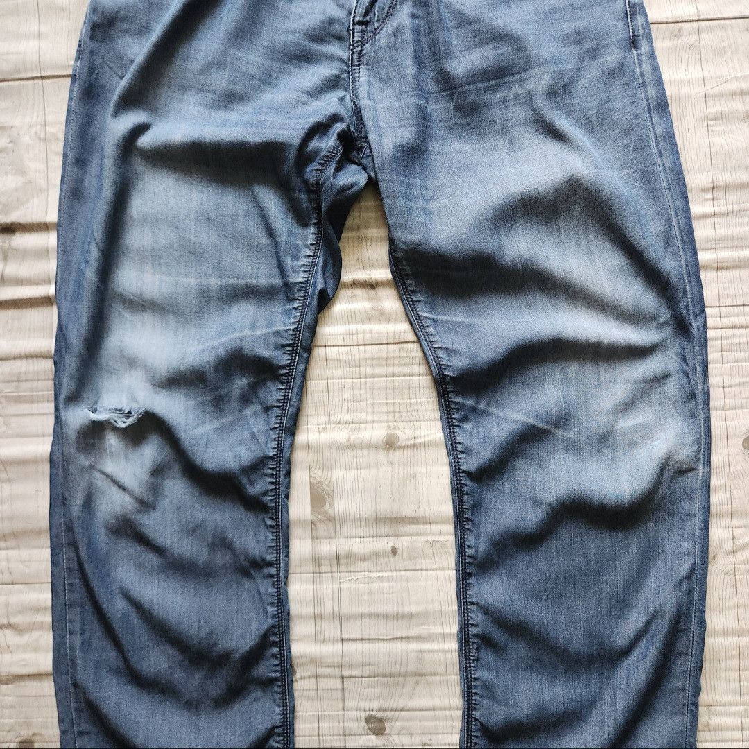 Hugo Boss × Vintage Vintage Distressed Hugo Boss Stretch Denim Pants Size US 32 / EU 48 - 7 Thumbnail