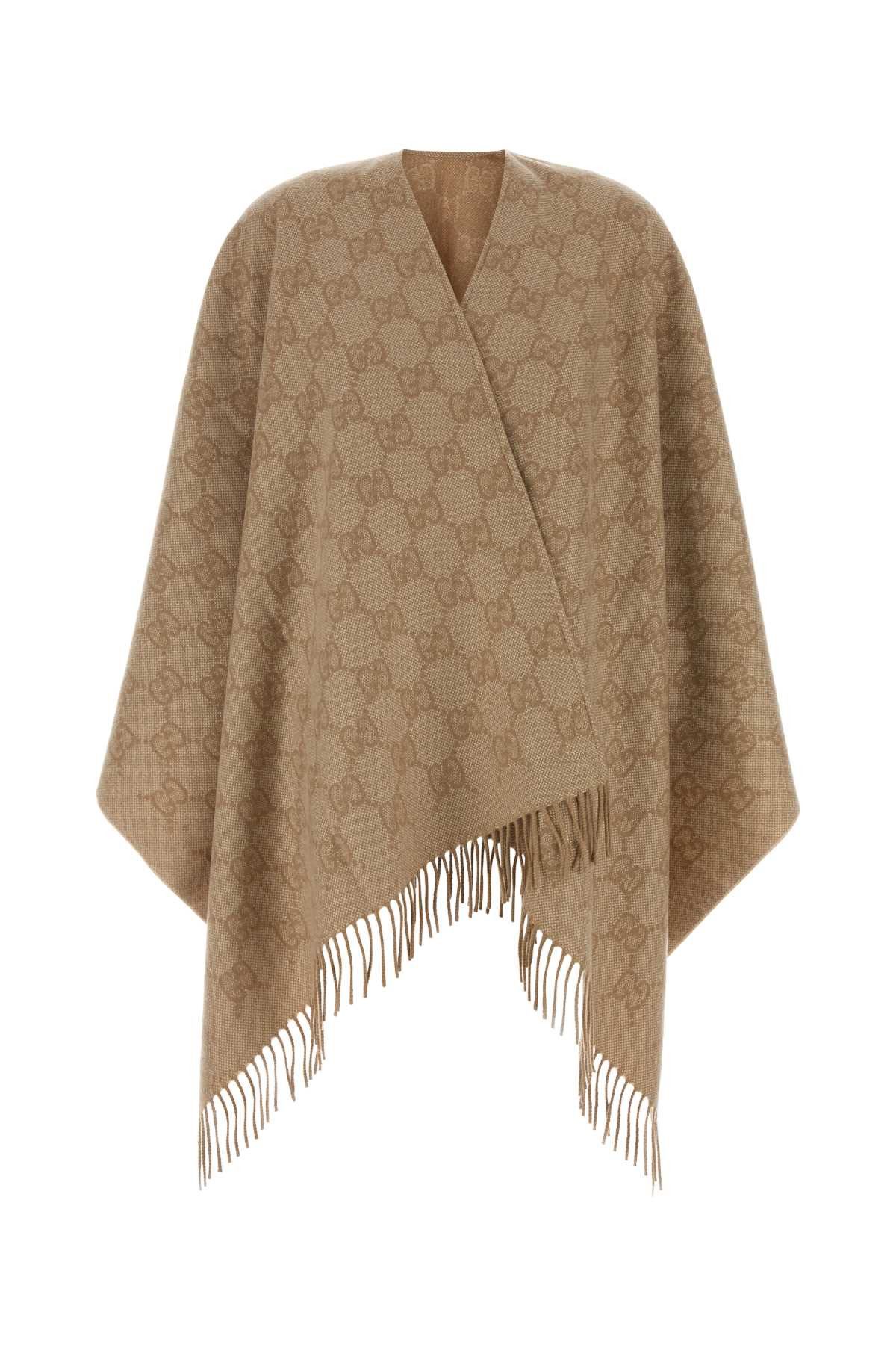 Gucci Embroidered Cashmere Blend Cape Size M / US 6-8 / IT 42-44 - 1 Thumbnail