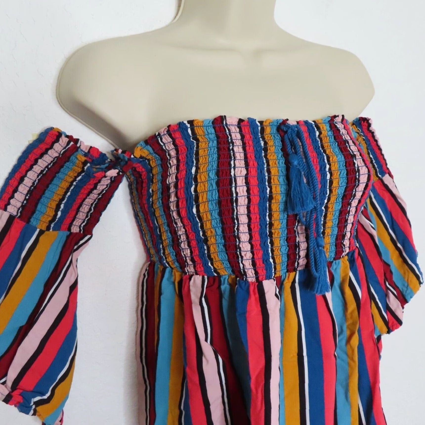 Guess GUESS Womens XS Off Shoulder Striped Sundress Smocked Multicolor Dress Sundress Size XS / US 0-2 / IT 36-38 - 2 Thumbnail