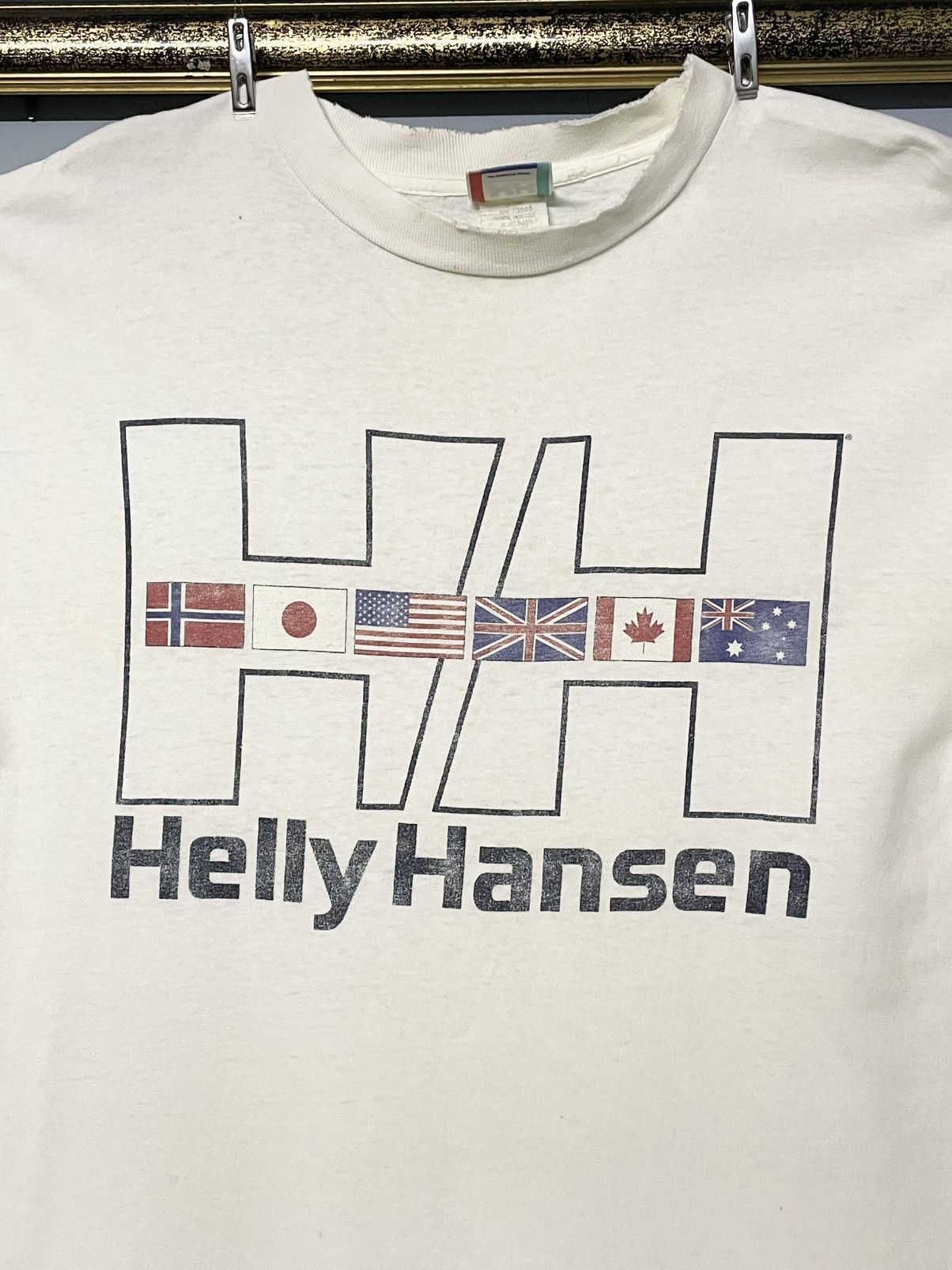 Helly Hansen Vintage 1990s Original Helly Hansen Country Flag Distressed Size US L / EU 52-54 / 3 - 3 Thumbnail