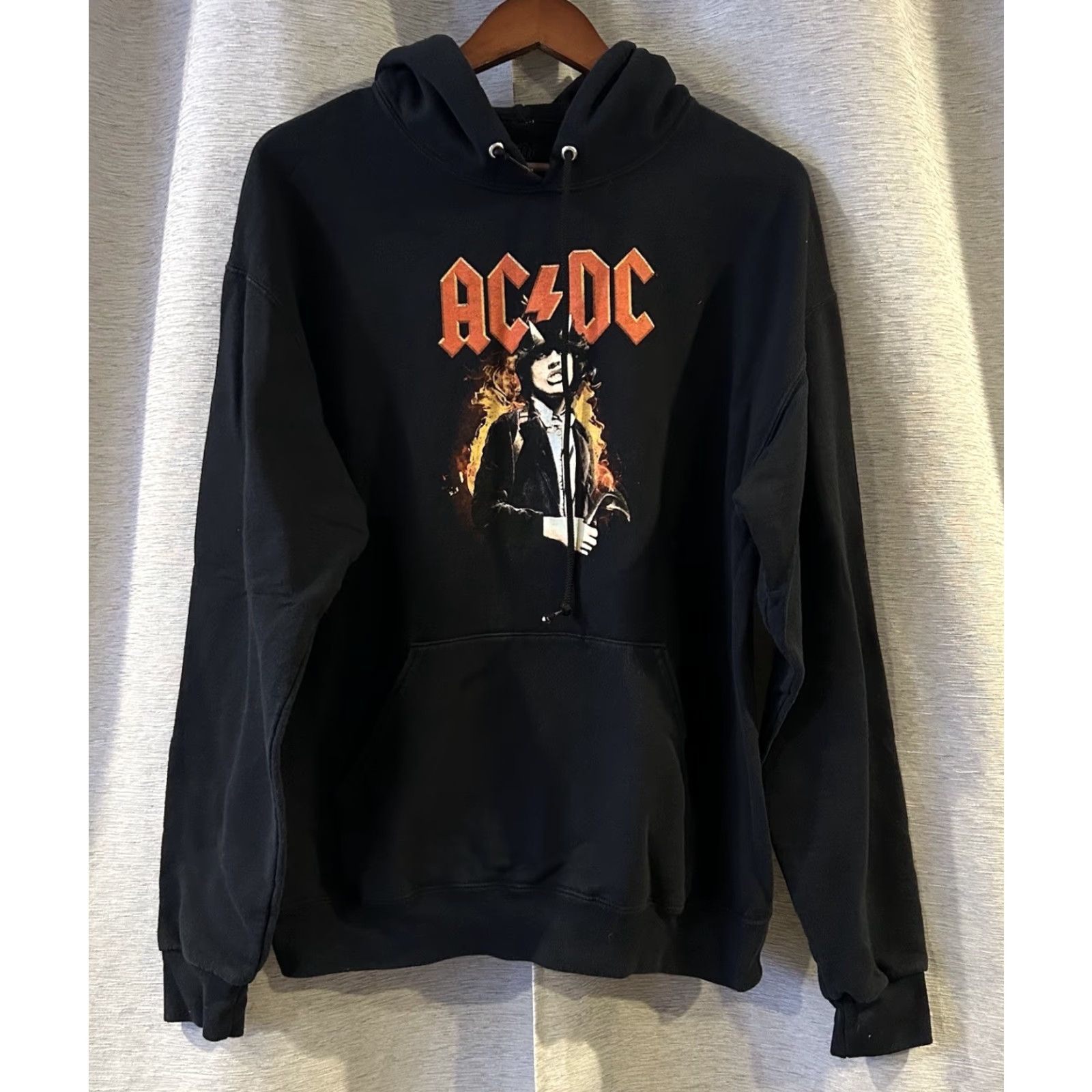 Vintage AC/DC Hoodie Mens Large Black Pullover Sweatshirt Highway to Hell Shirt Rock Music Cotton Blend Pullover Mens Size US L / EU 52-54 / 3 - 2 Thumbnail