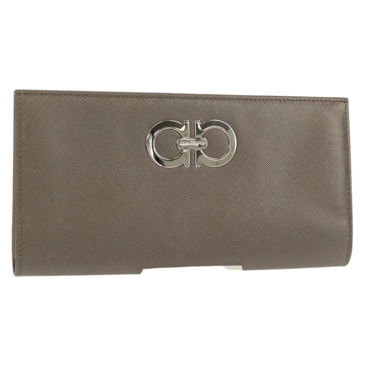 Salvatore Ferragamo Gancini Bifold Wallet Leather