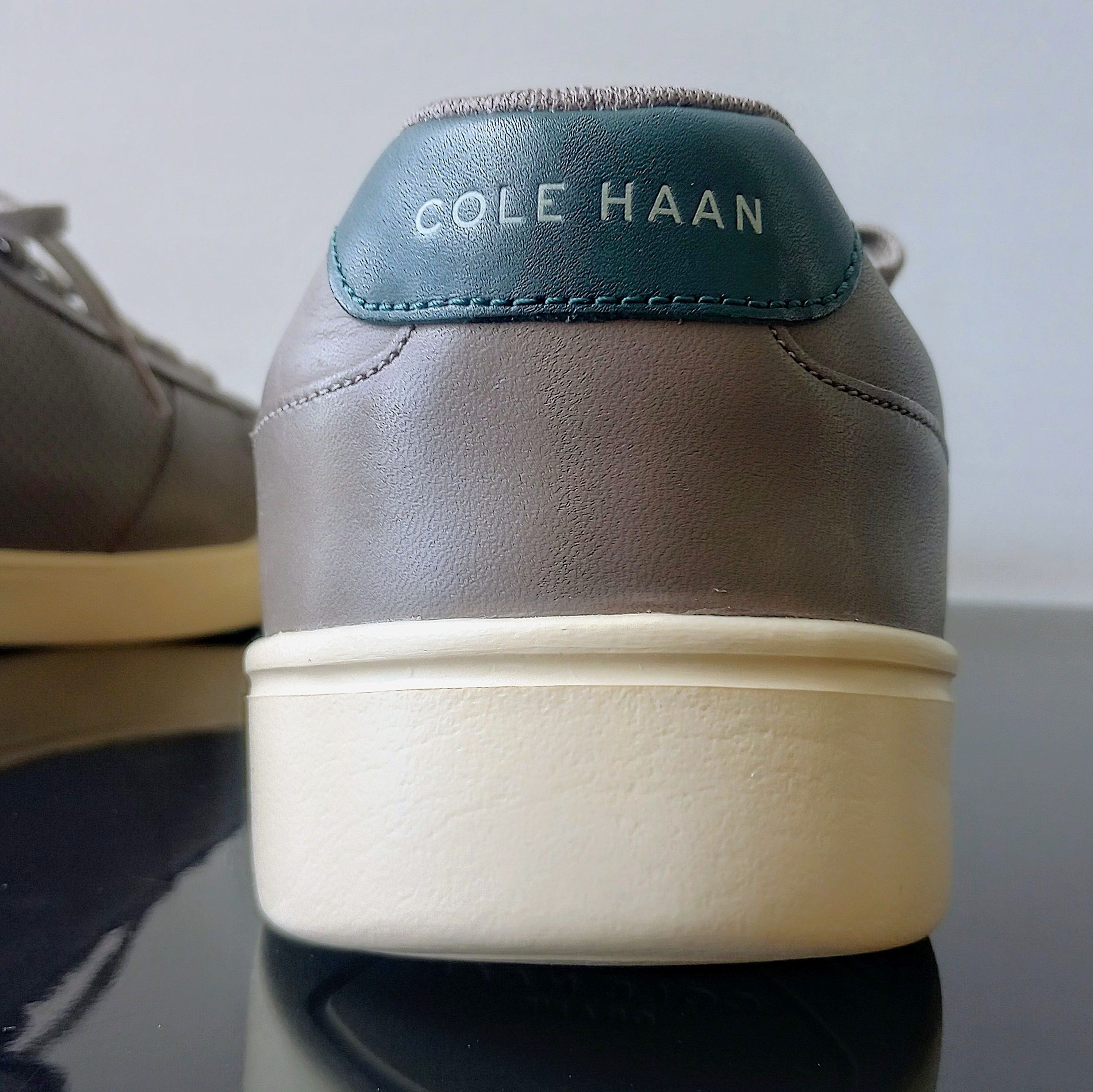 Cole Haan Cole Haan Men's Grand Crosscourt Perforated Sneaker Size US 11.5 / EU 44-45 - 8 Thumbnail