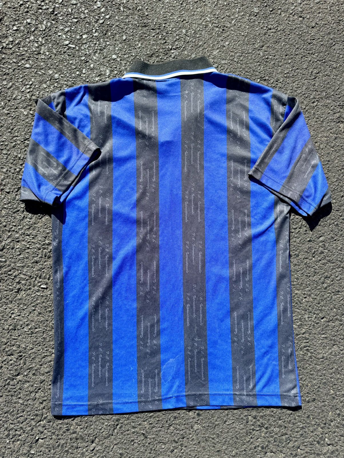 Vintage Vintage 90’s Pirelli Inter Milan Retro Soccer Jersey Size US XL / EU 56 / 4 - 5 Thumbnail
